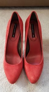 BANANA REPUBLIC suede pumps